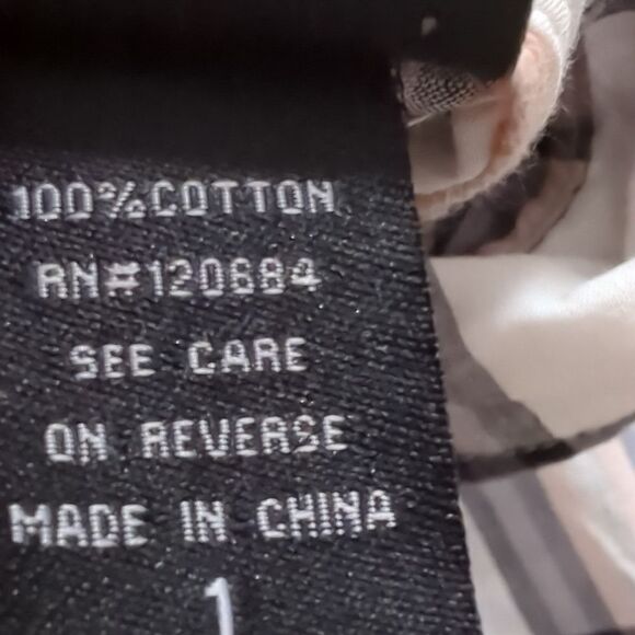 Torrid White and Black Plaid Button Down Long Sleeve Blouse - Picture 6 of 6